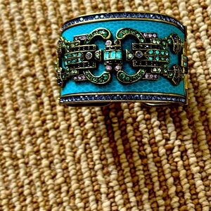 HEIDI DAUS turquoise and silver bracelet. Show stopper